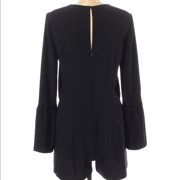 Massimo Fabbro Italy Ruffle Sleeve Romper NWT - Picture 2 of 3